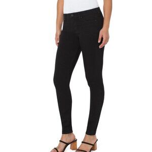 Abby Skinny Silky Soft Eco Size 31/12 Black Cropped EUC Stretchy
